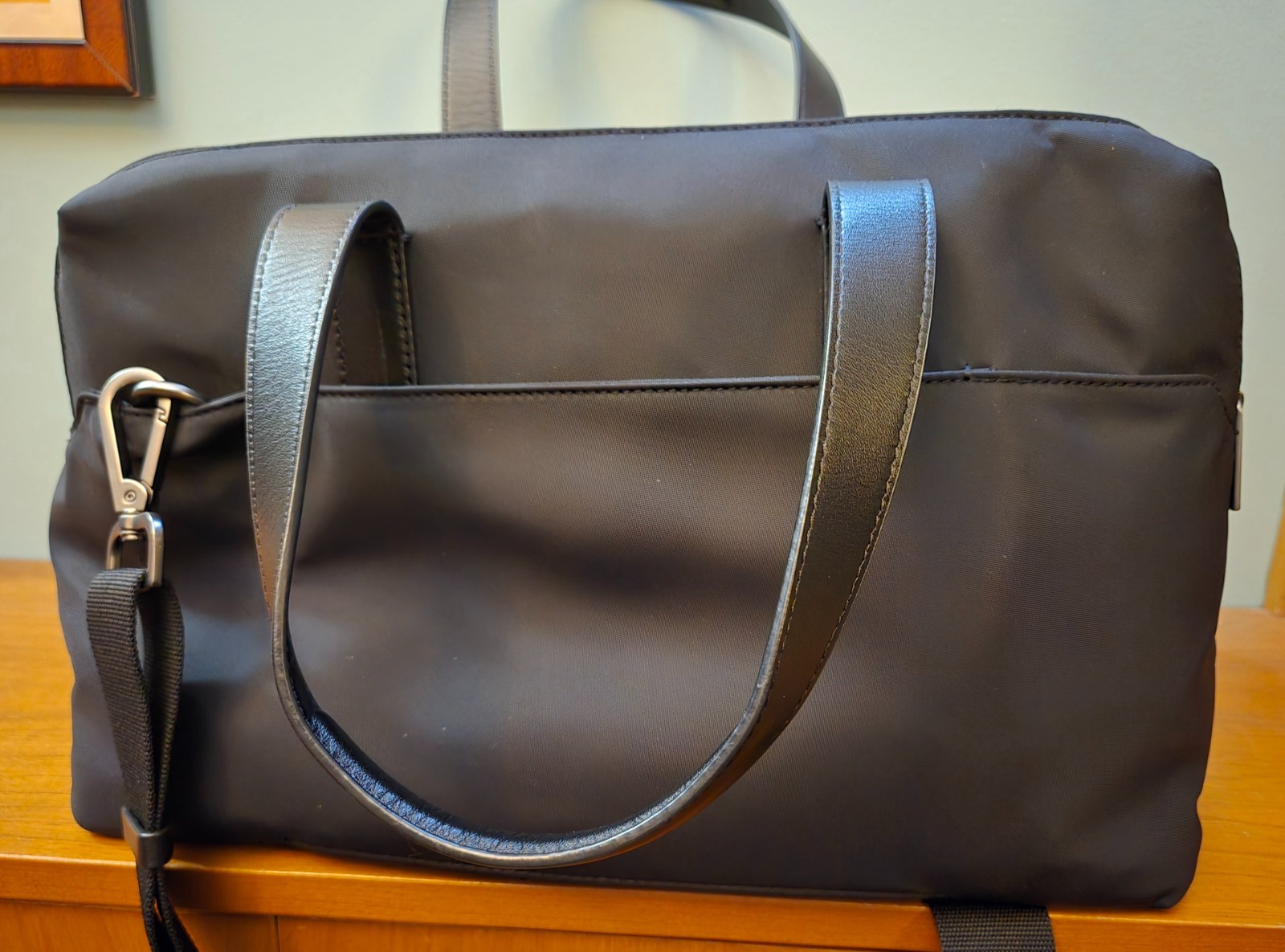 Away The Everywhere Bag in Jet Black Carry On Padded 16" Laptop Pocket $198