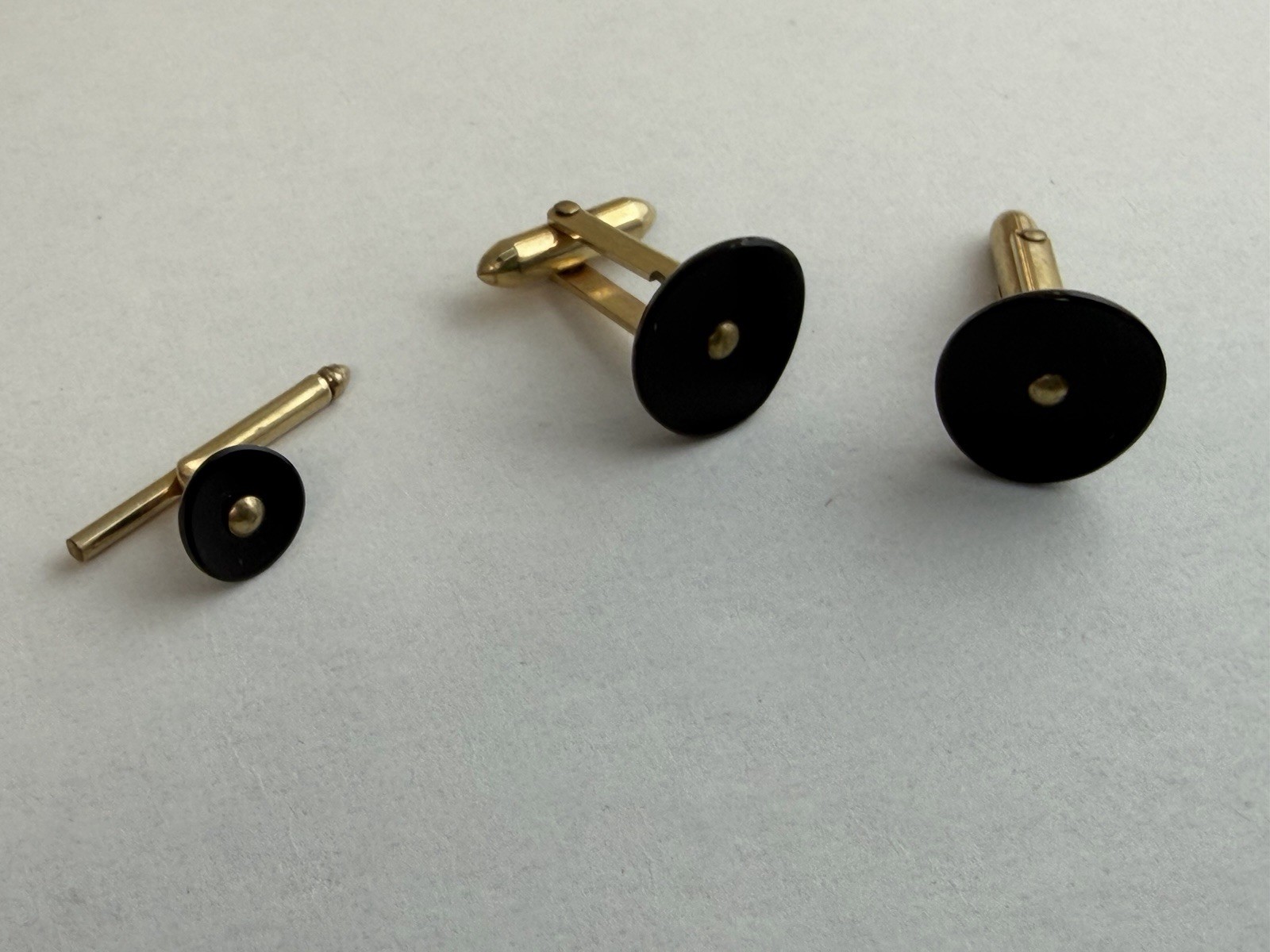 Vintage Gold Tone and Black Onyx Cufflinks & Stud Set – Classic Formal Wear