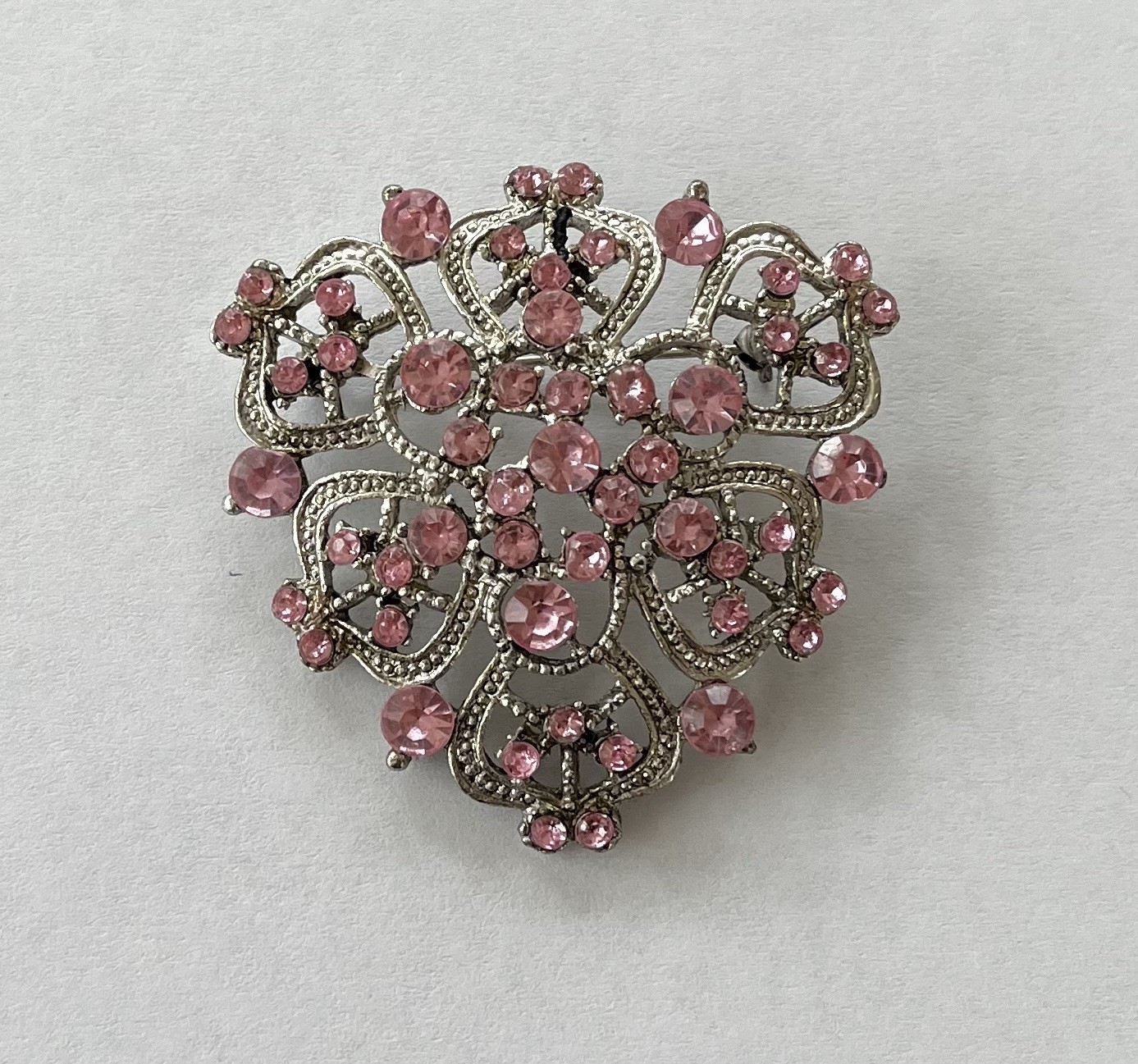 Vintage Silver Tone Filigree Openwork  Brooch/Pin With Pink Rhinestones