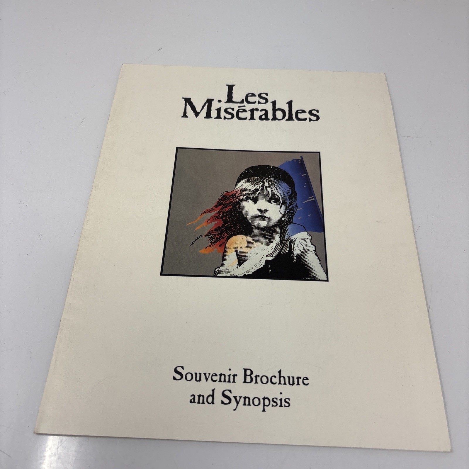 RARE 1987 Les Miserables Souvenir Brochure Synopsis & show program lot
