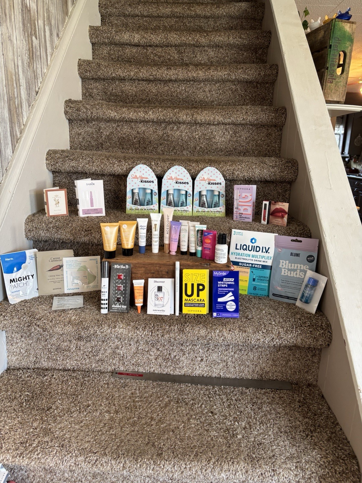 Large Sample Makeup Bundle ~ Various Products And Brands