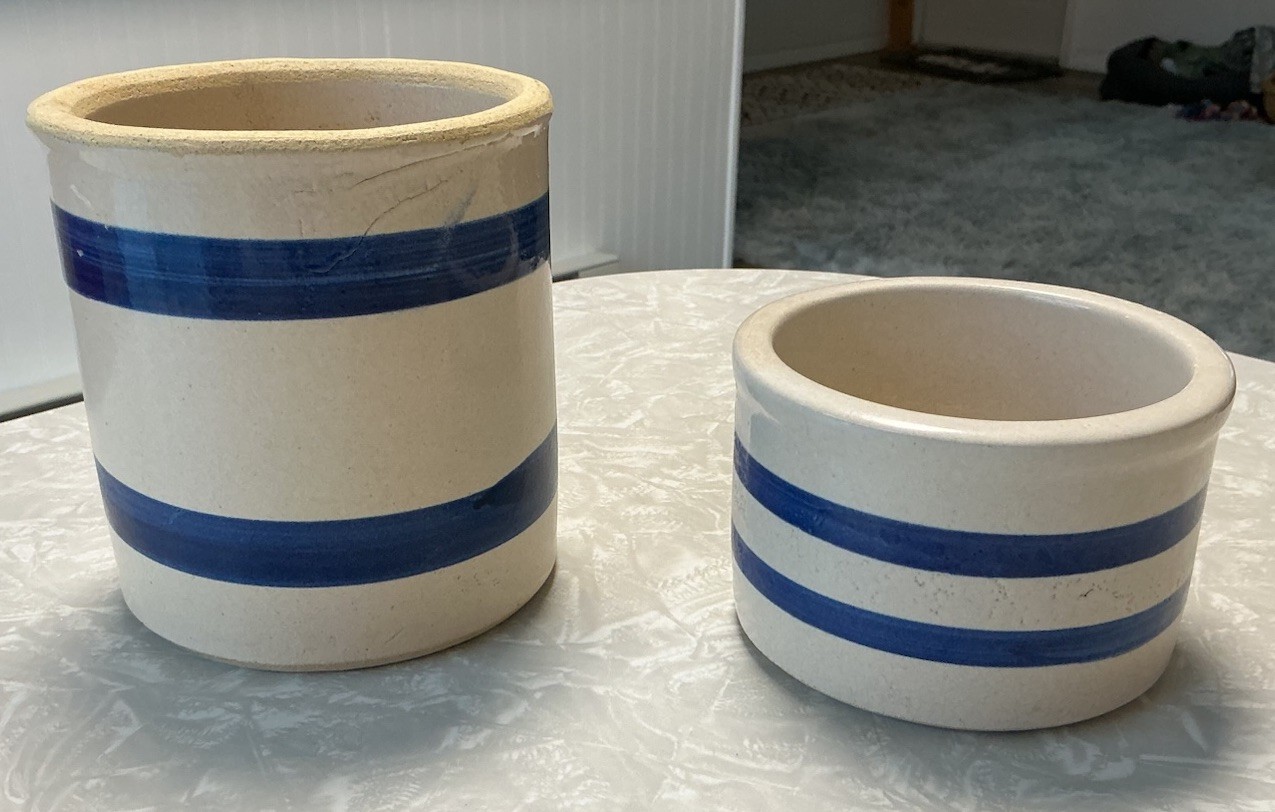 2 Lot Roseville R.R.P. Co. Pottery Blue Stripes 303-A & 303-E USA Ohio Crocks
