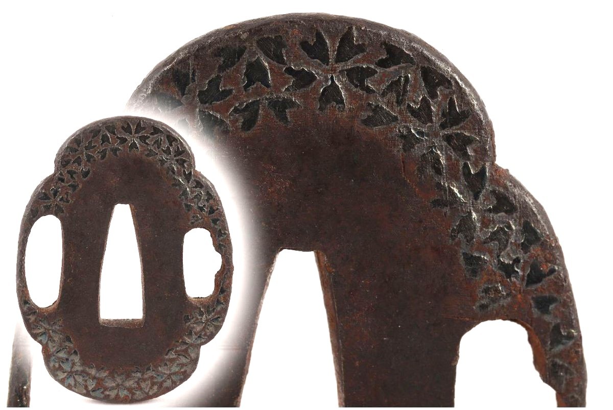 Edo period japan antique Tsuba Iron Cherry Blossom for tanto sword