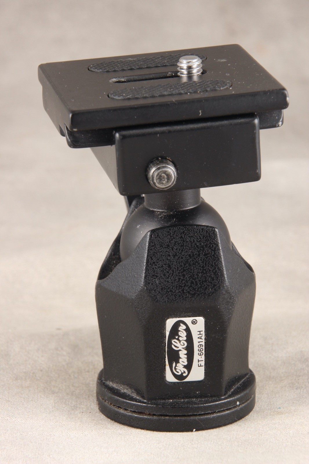 Fancier FT-6691AH Ball Head with Quick Release and 2 Plates