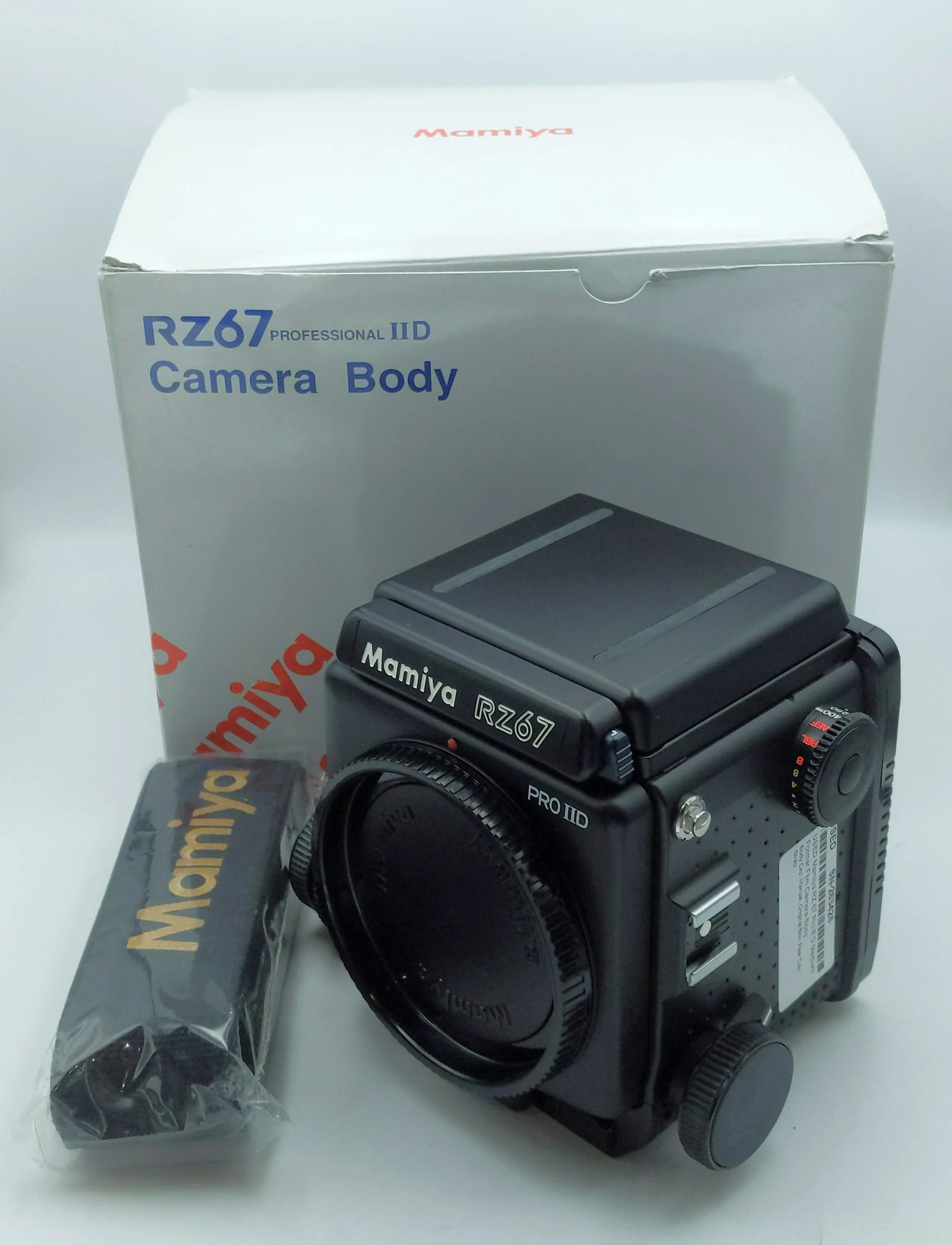 USED Mamiya RZ 67 Pro II D Medium Format Film Camera Body