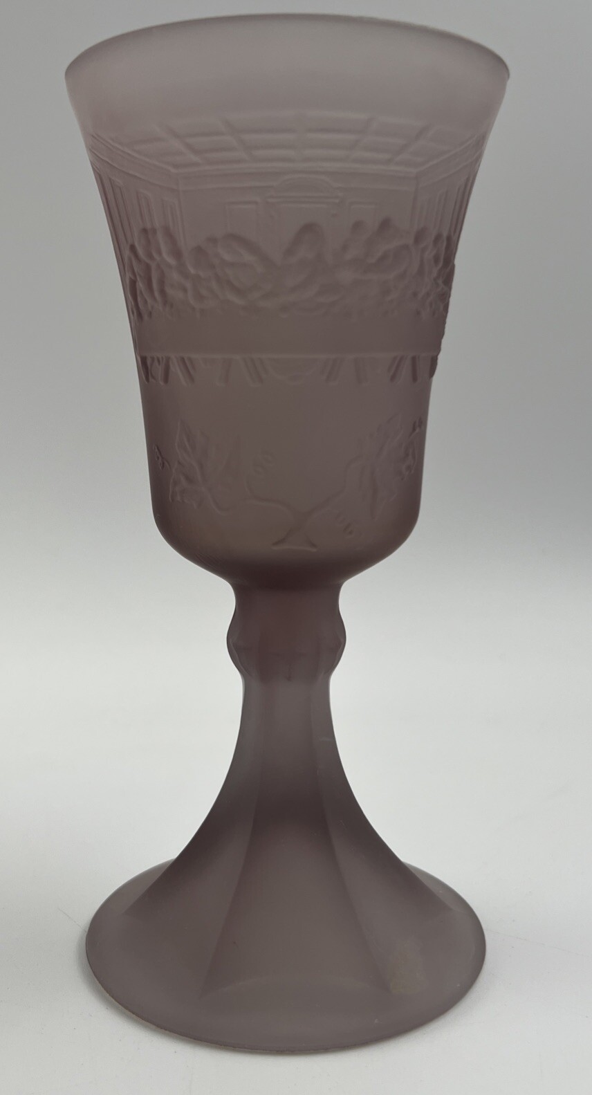 Tiara Indiana Glass Satin Purple Last Supper Chalice Goblet 7"