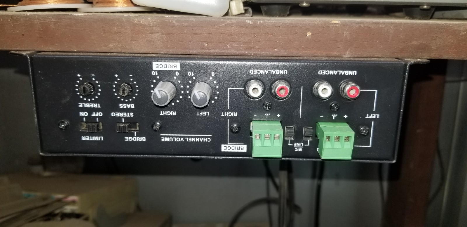 Stellar Labs (SLA40) Compact, 20W, RMS, 2 Channel Stereo Amplifier, bridgeable, 