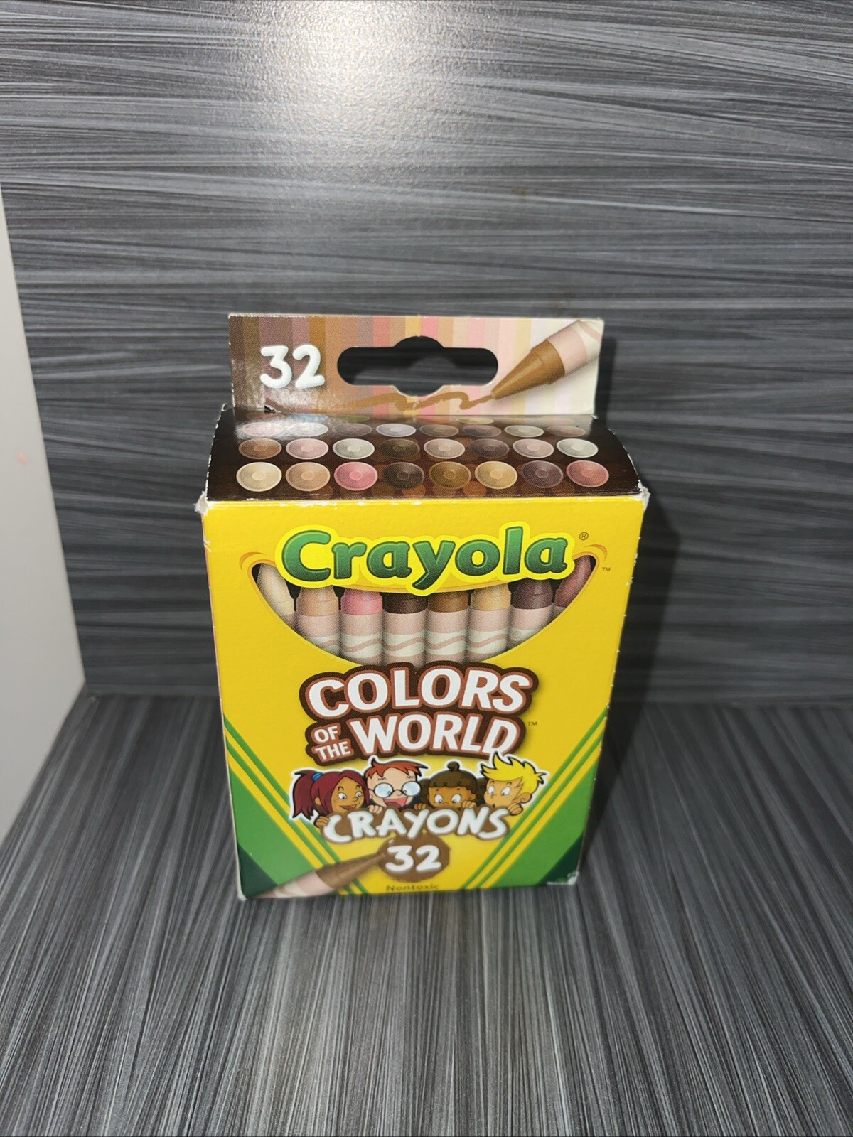 NEW 32 pk Crayola Colors of the World Crayons Skin/Hair/Eyes NONTOXIC B-X