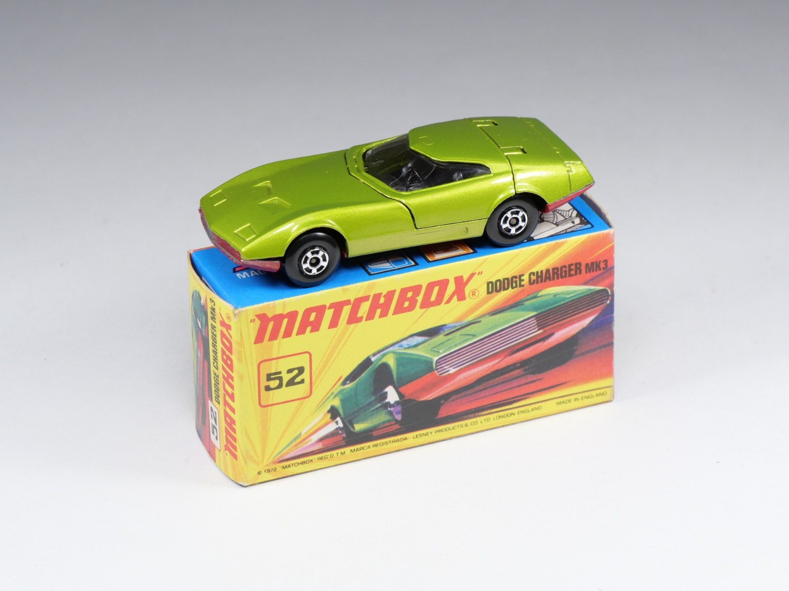 Matchbox Superfast - 52 - Dodge Charger MK II - Blood Red Floor Green - Bo