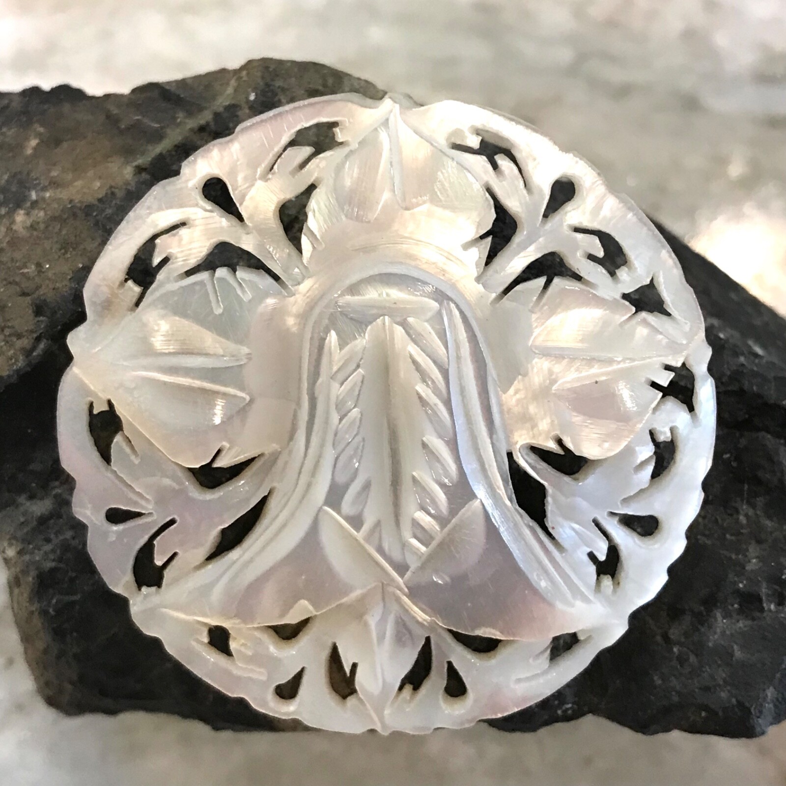 VTG MOP Bell Christmas Flower Pin Brooch Hand Carved Mother of Pearl 1.5”