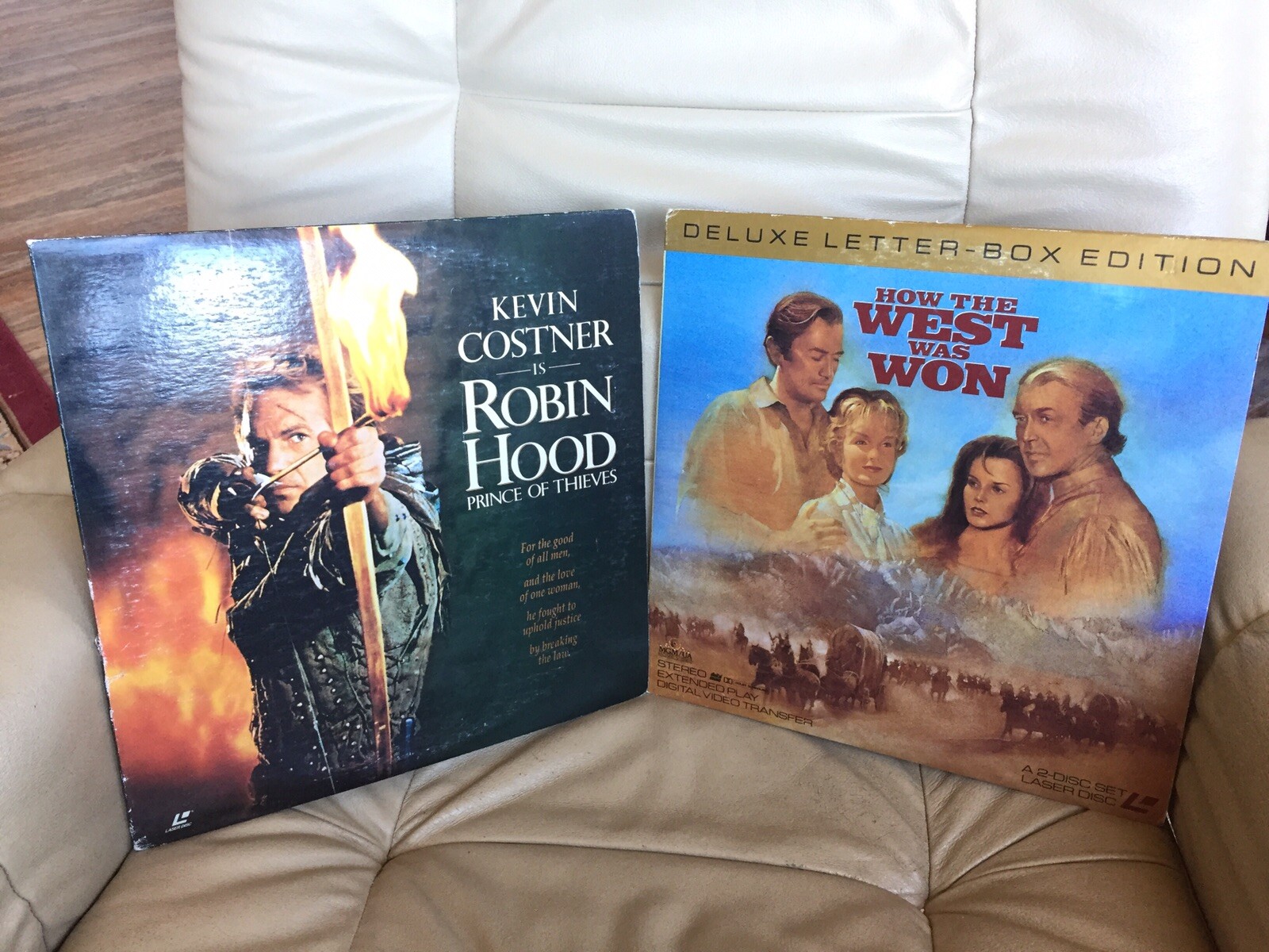 Kevin Costner 12" Laserdisc Robin Hood Prince of Thieves + How The West Was Won