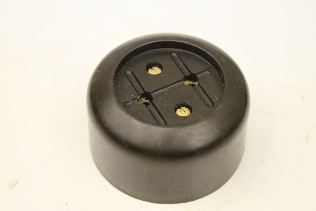 1 x Old Socket Round Surface-mounted Bakelite Vintage No Schuko Brown Dark