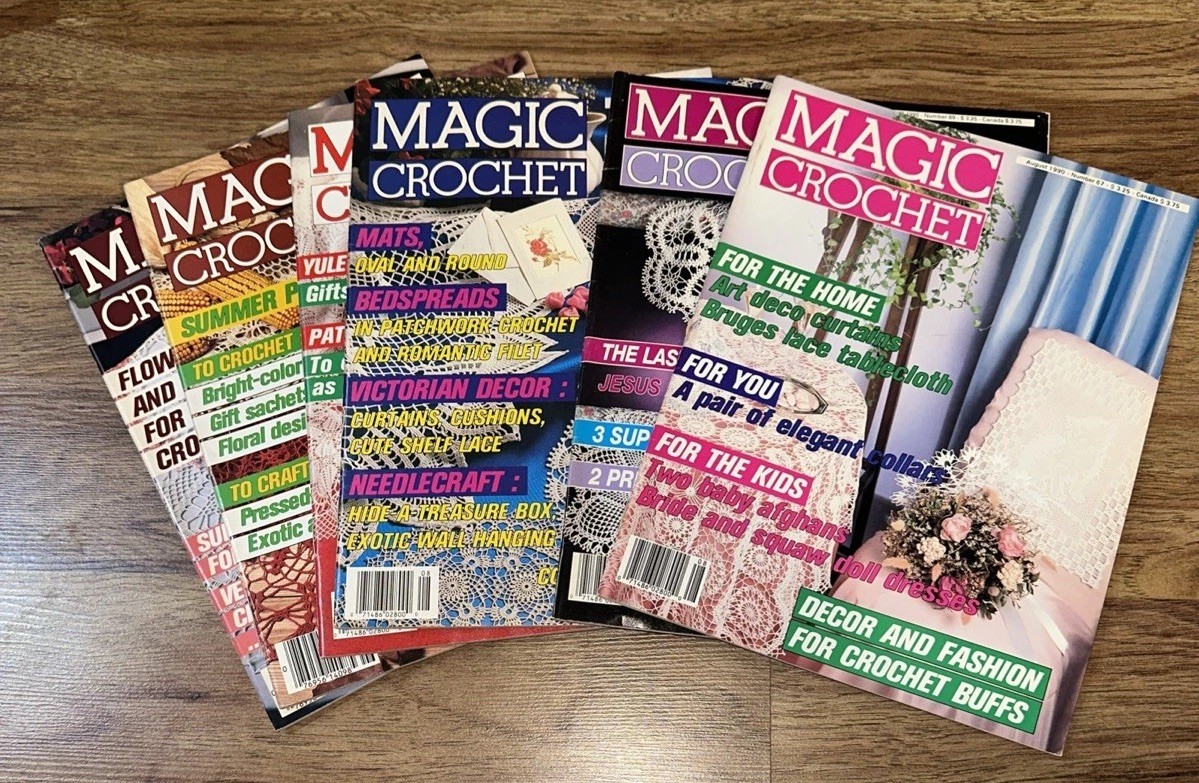 Vintage 1987 & 1990 MAGIC CROCHET Magazine Lot of 6 Christmas Etc-Pattern Books