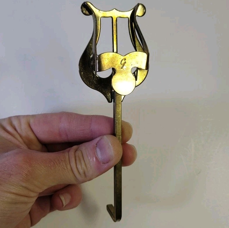 Vintage Brass-Tone Lyre Sheet Music Holder Clip - Marching Band - 5.5 Inch