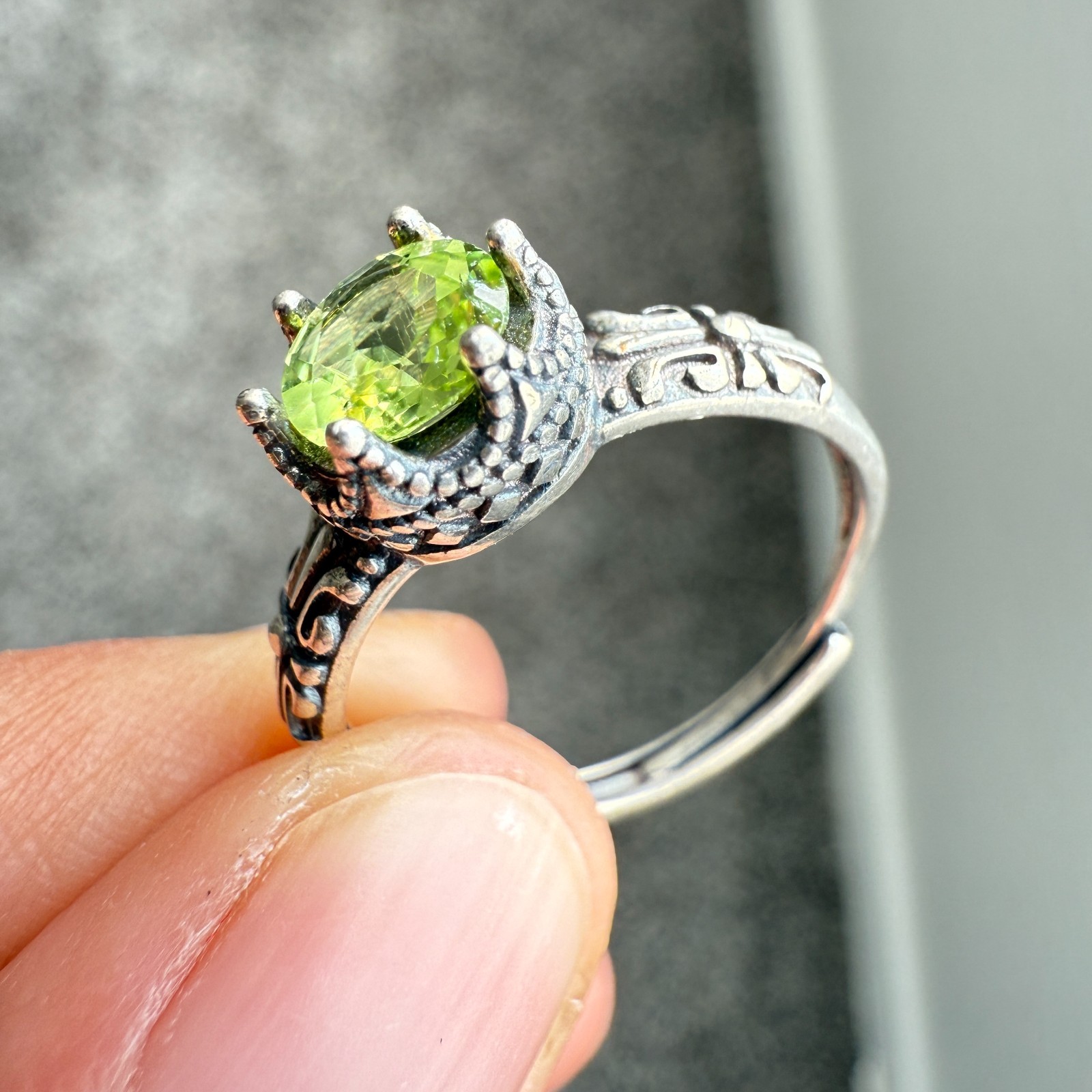 925 Sterling Silver Ring Green 6mm Natural Peridot Gemstone Crown Bridal Jewelry