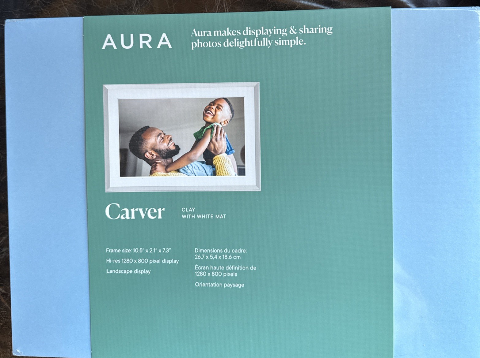 Aura Carver 10.5" High-Resolution Clay with White Mat Digital Picture Frame