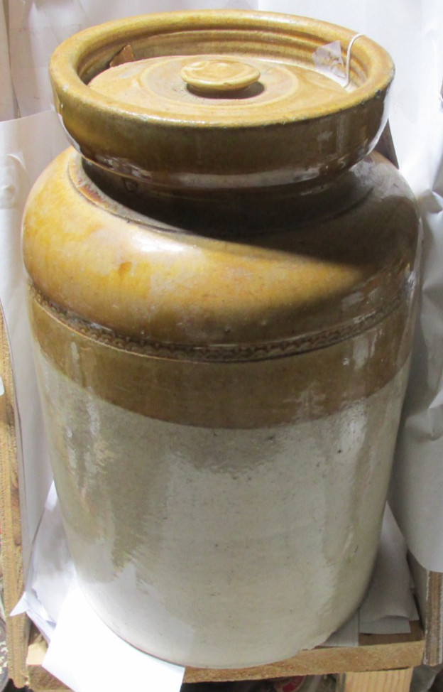 antique 2 tone storage crock /lid 12" tall kitchenware  earthenware colonial