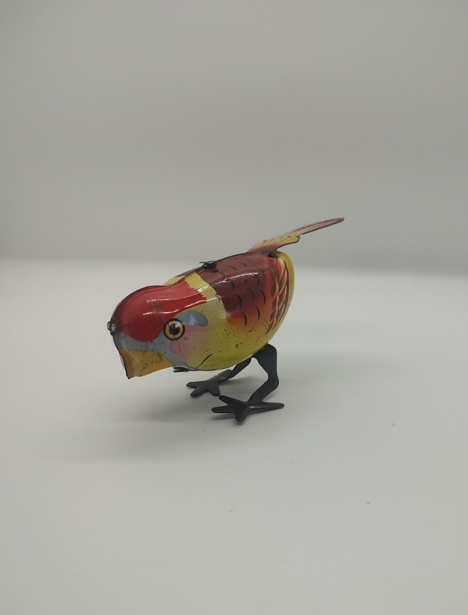 Vintage Tin Mechanical Windup Bird MS568 WORKS See Description 