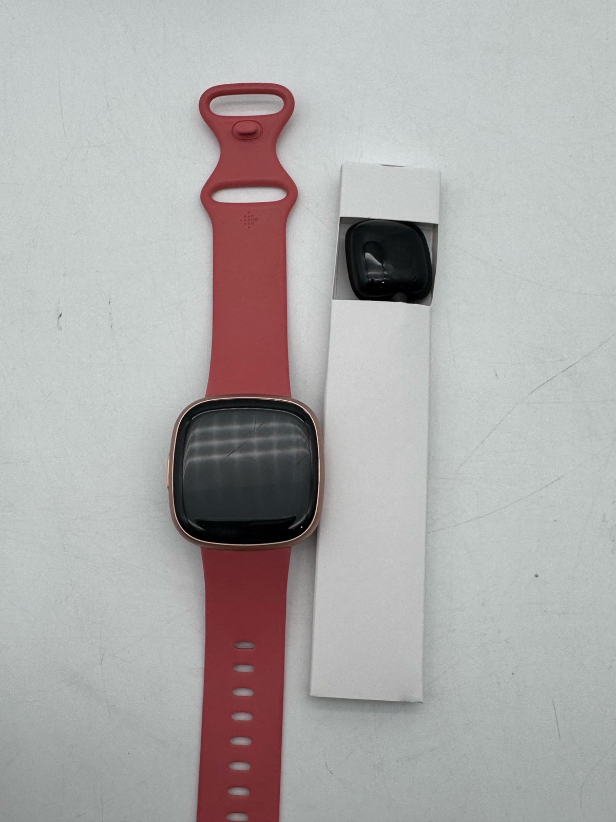 Fitbit Versa 4 Fitness Smartwatch GPS Heart Rate Monitor Pink Sand Copper Rose