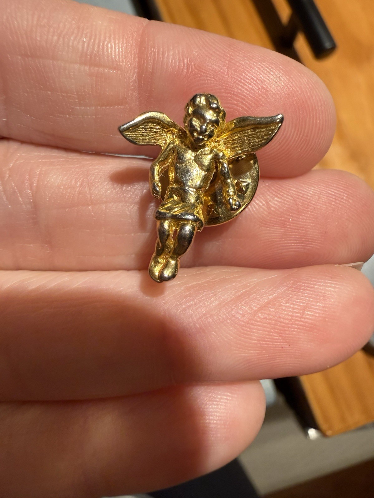Vintage Gold Tone Guardian Angel Charub Collectible Lapel Pinback Religious Gift