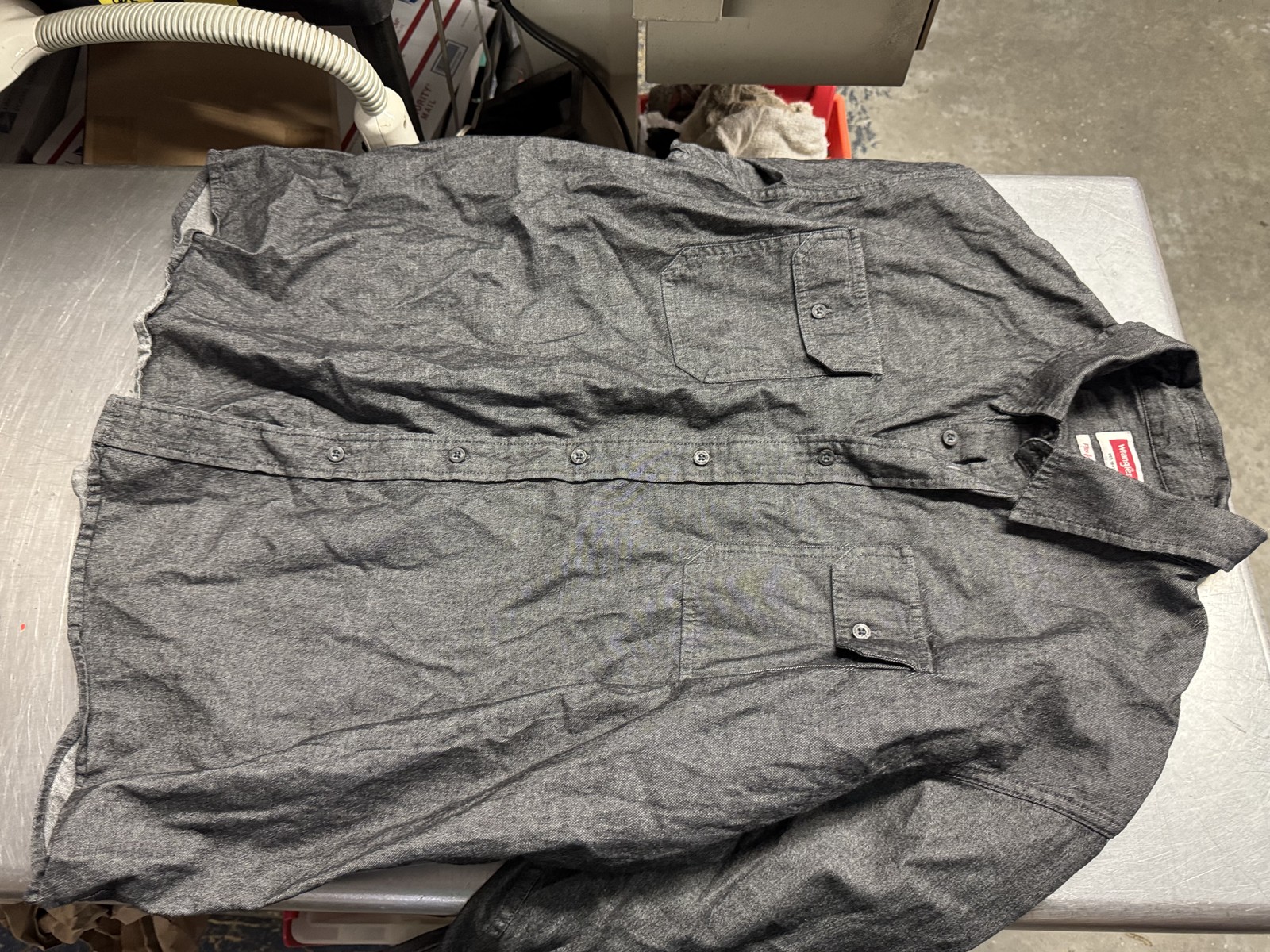 Wrangler 2XL Gray Button Up