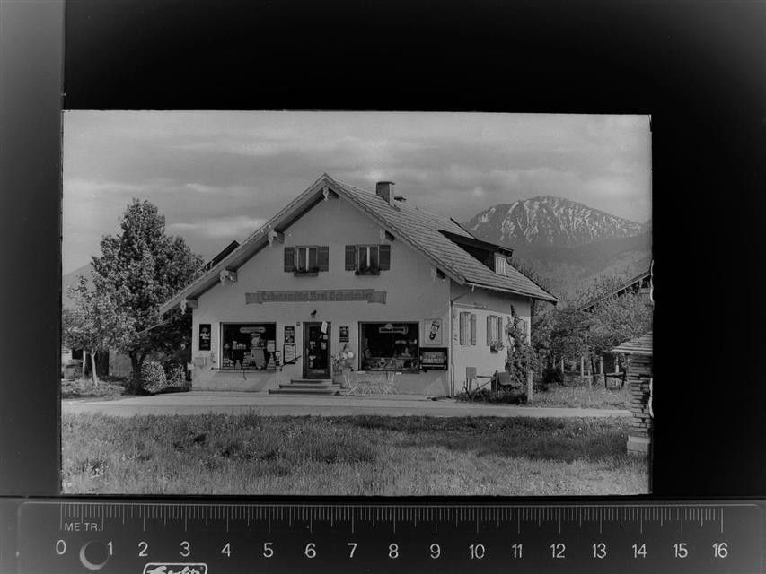 30014024 - 8212 Overseas Food Resi...