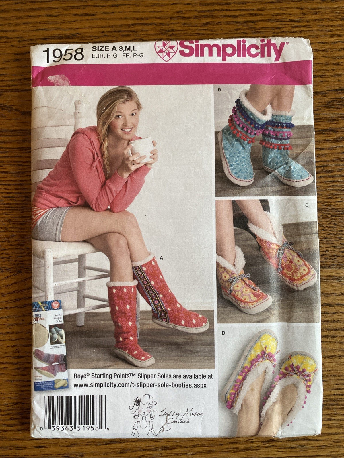 SIMPLICITY 1958 Misses Slippers & Booties Sewing Pattern; UNCUT NEW