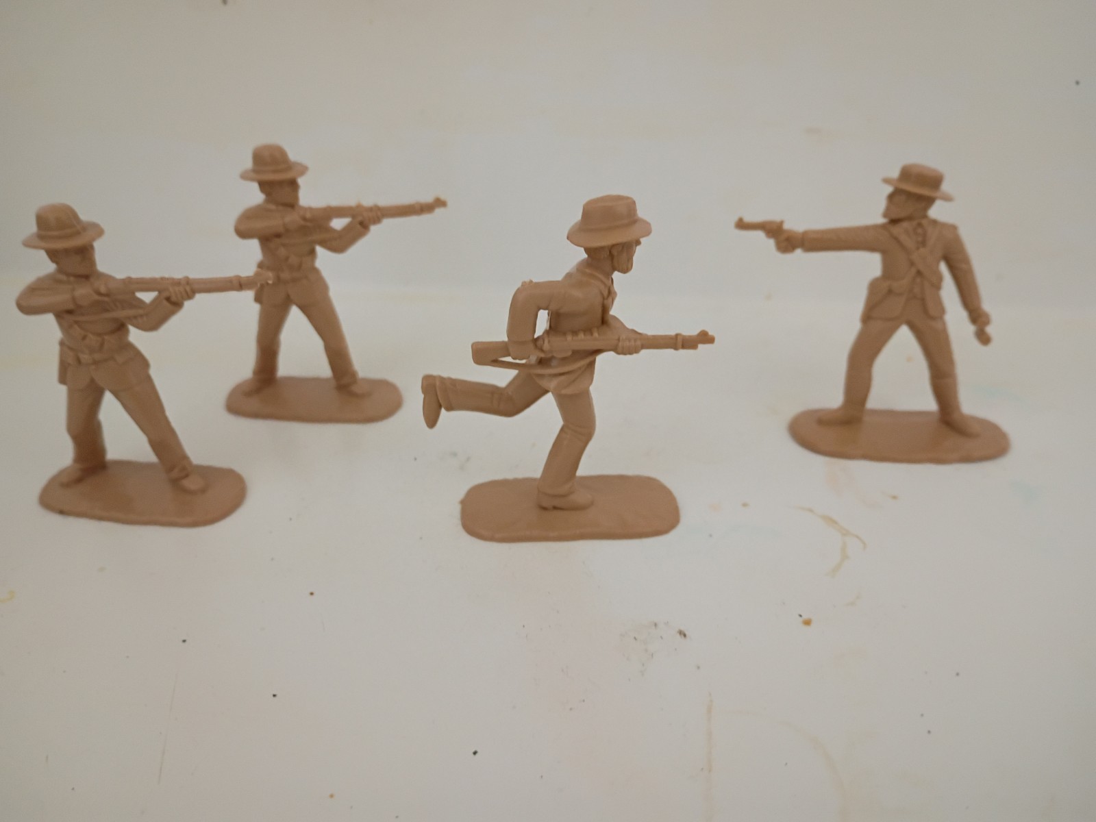 1:32 Armies In Plastic British- Boer War 1899 - 1902 - Boer Commando's  Officer