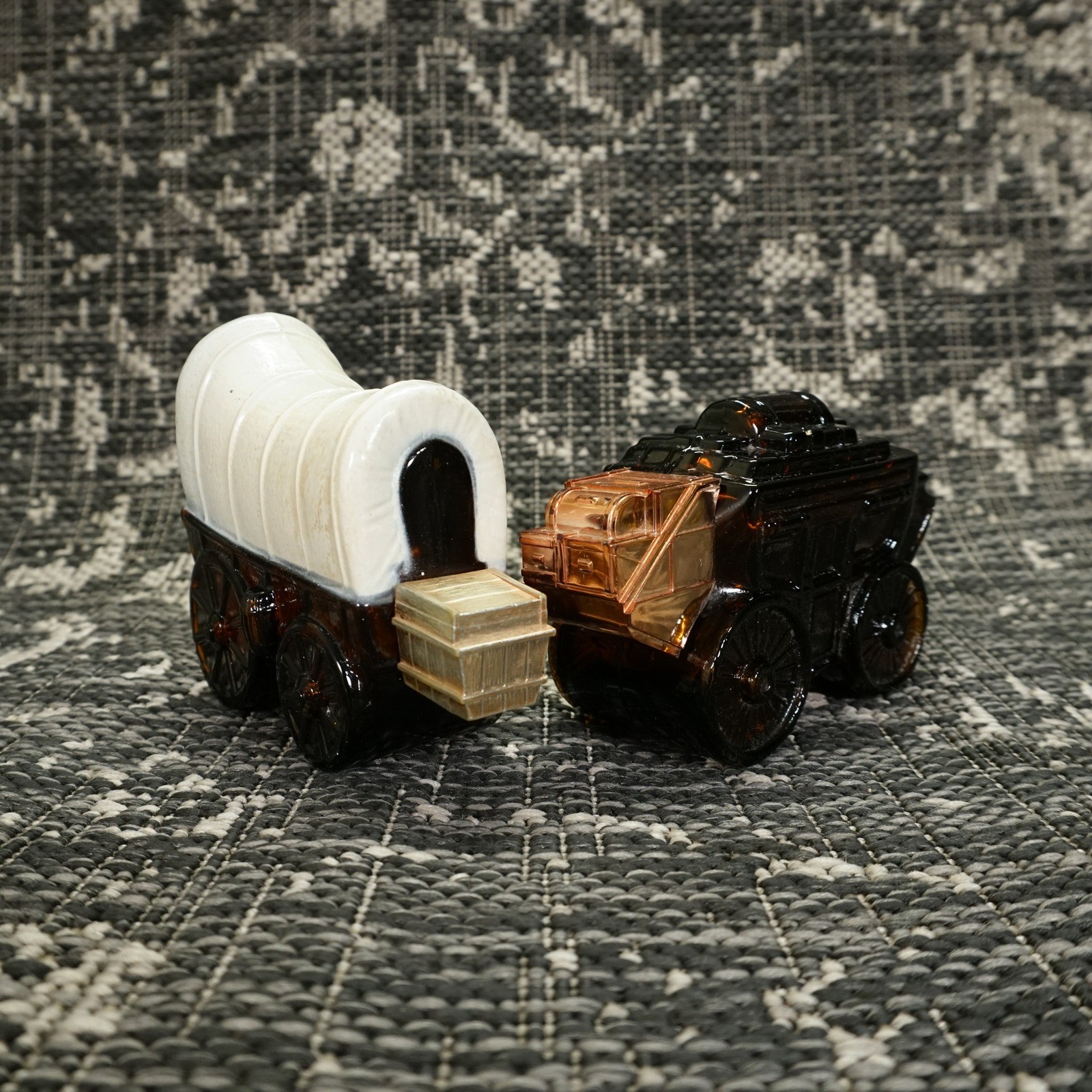 2 Vintage Avon Wild Country After Shave Bottles Stagecoach + Covered Wagon Empty