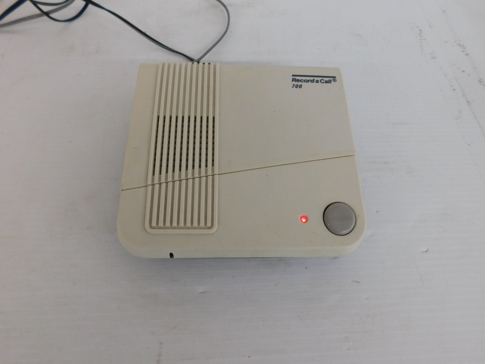 ^^ LONESTAR RECORD A CALL MODEL 700 TELEPHONE ANSWERING SYSTEM (PLM137)