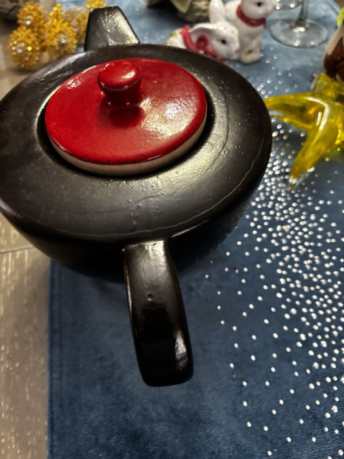 Cast Iron Teapot Black Cast Iron with Red Lid Durable Tea Pot for Brewing Tea