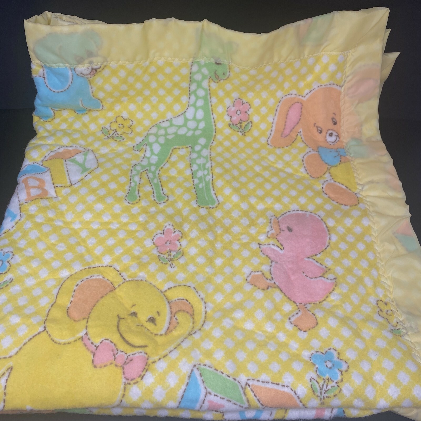 Vintage Beacon Yellow Baby Blanket Satin Trim Love Blocks Giraffe Dog Bear Duck