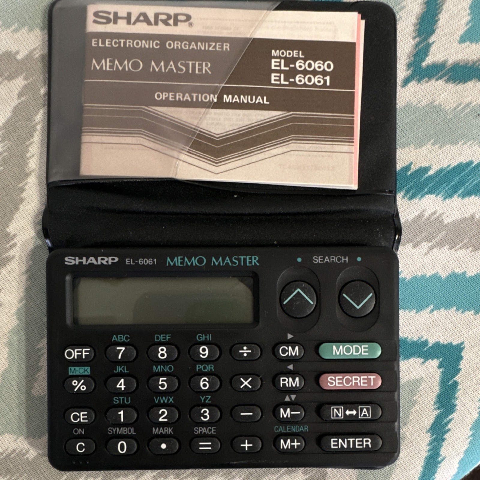 Sharp Memo Master EL-6061 Electronic Organizer Calculator Calendar Keyboard