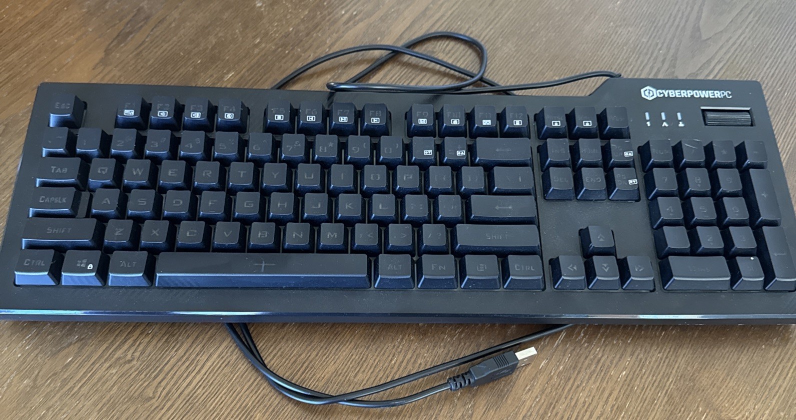 CyberPowerPC Wired Gaming Keyboard White LED Backlit NOHI 01 KB-161-306 - TESTED