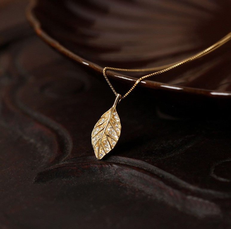 Crystal Leaf Minimalist Pendant Gold Necklace 925 Sterling Silver Womens