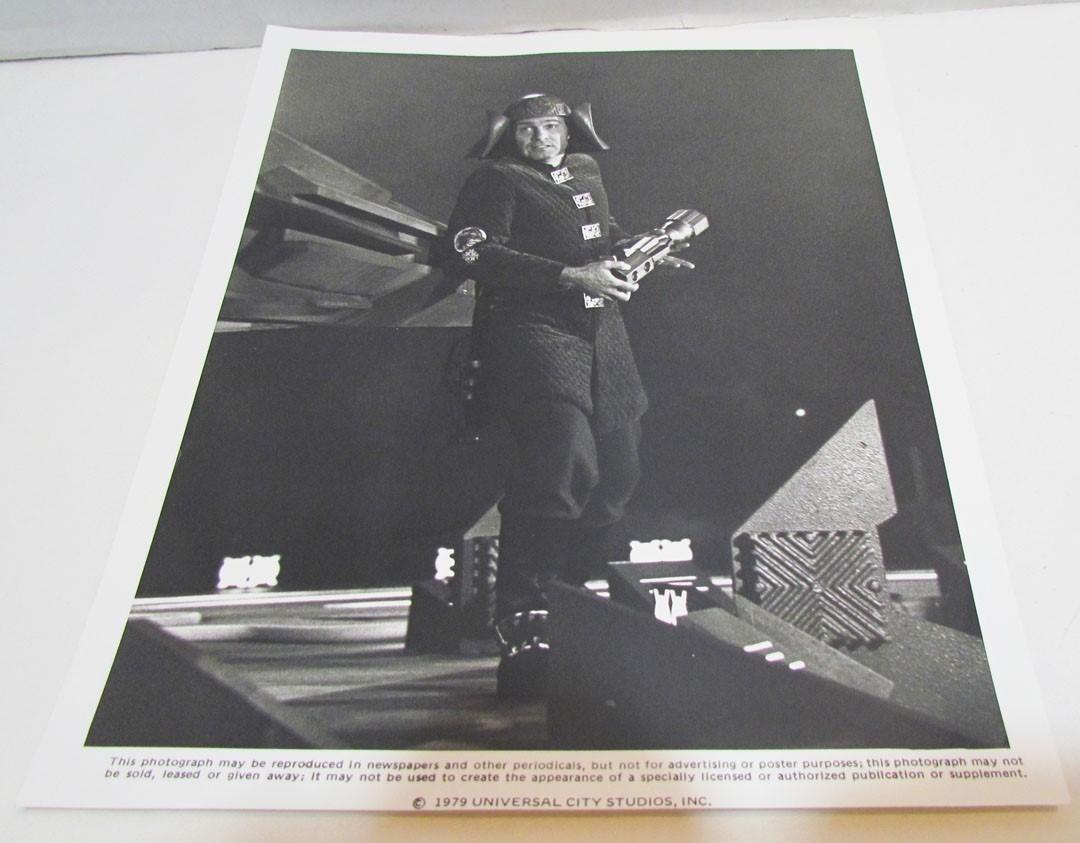 BUCK ROGERS 1979 TV PRESS PROMO PHOTO B&W 8x10 BUCK IN DRACONIAN HELMET #8