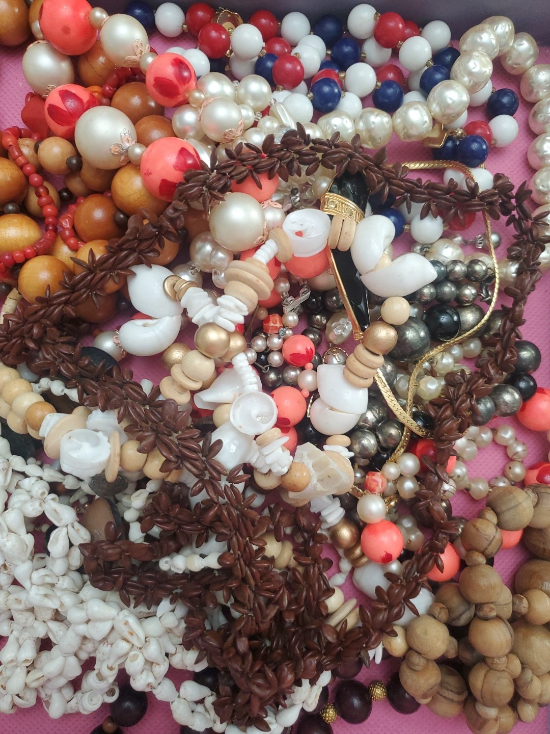 Vinyage Box Lot Estate Jewelry Craft Or Wear Shells Beads Wood Plastic Necklaces