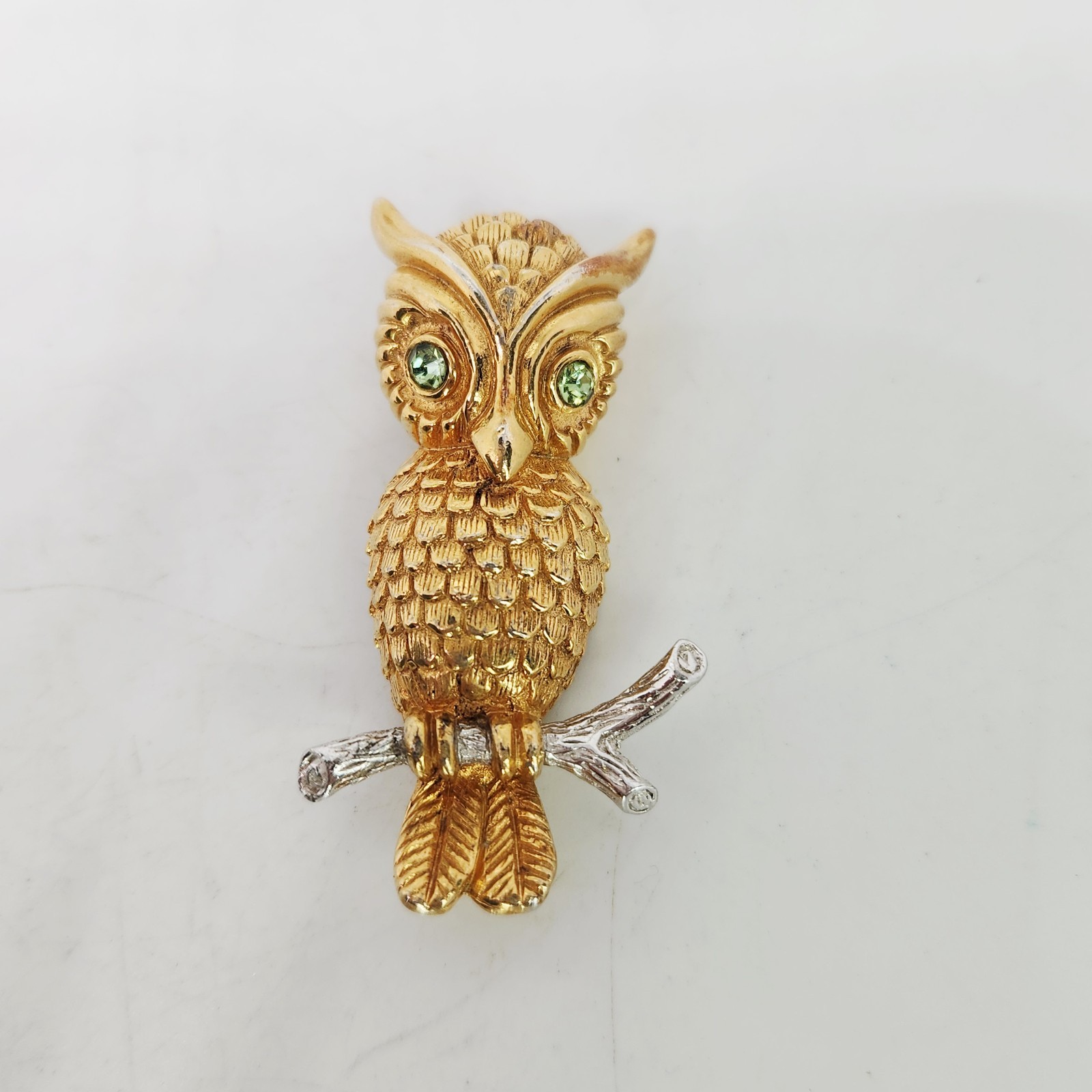 Signed CASTELCLIFF Vintage MCM Gold Tone Owl Green Rhinestone Eyes Brooch Pin