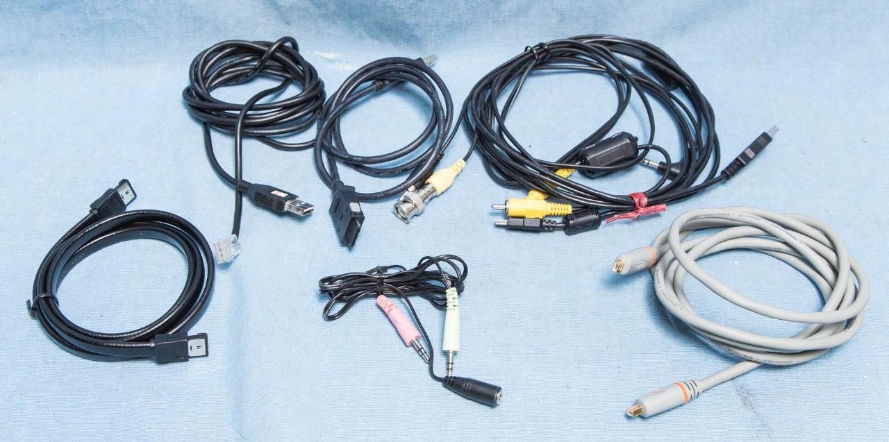 Lot of USB Optical etc. Cables 
