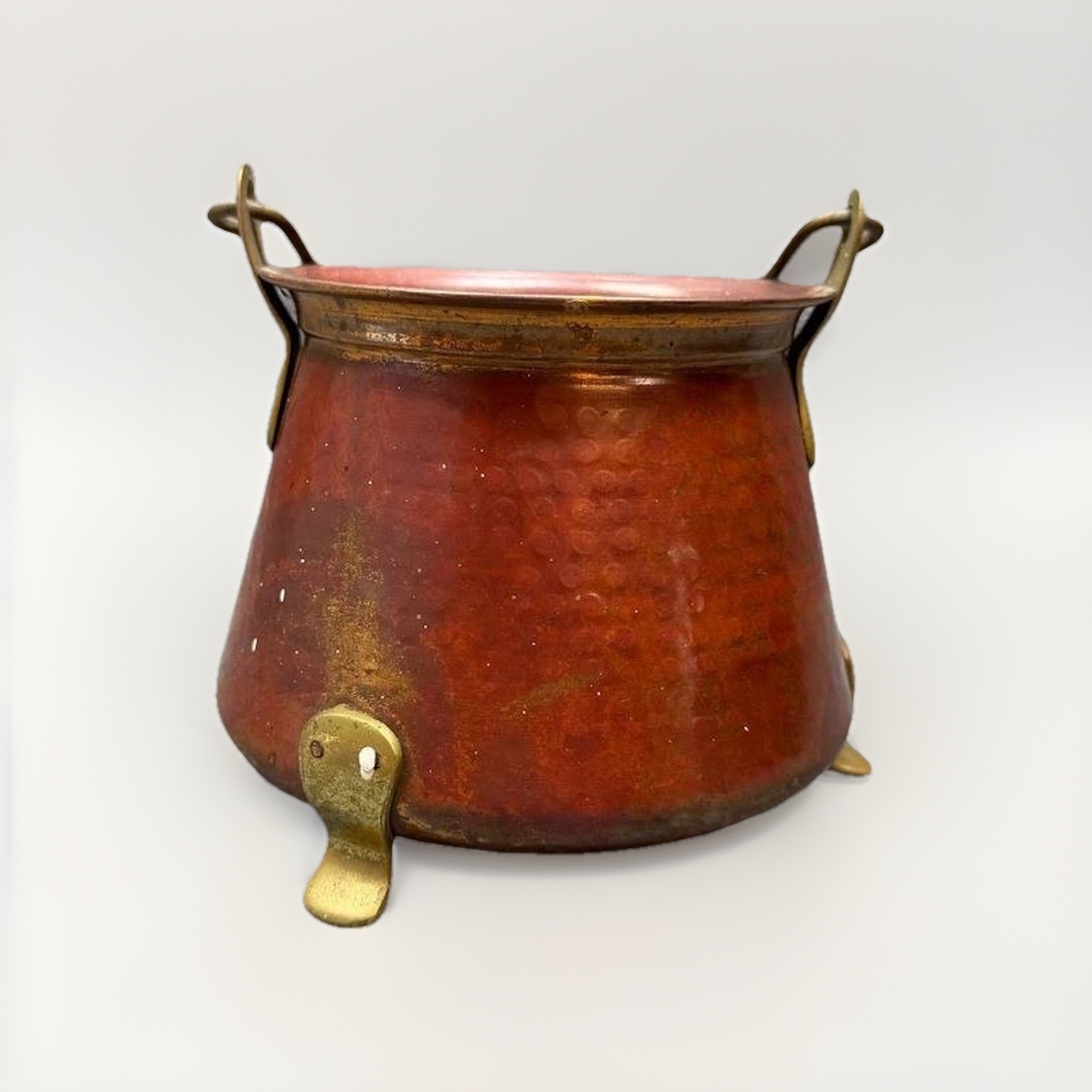 Vintage Copper Jardiniere Planter Pot Brass Handles Footed Hammered Decor