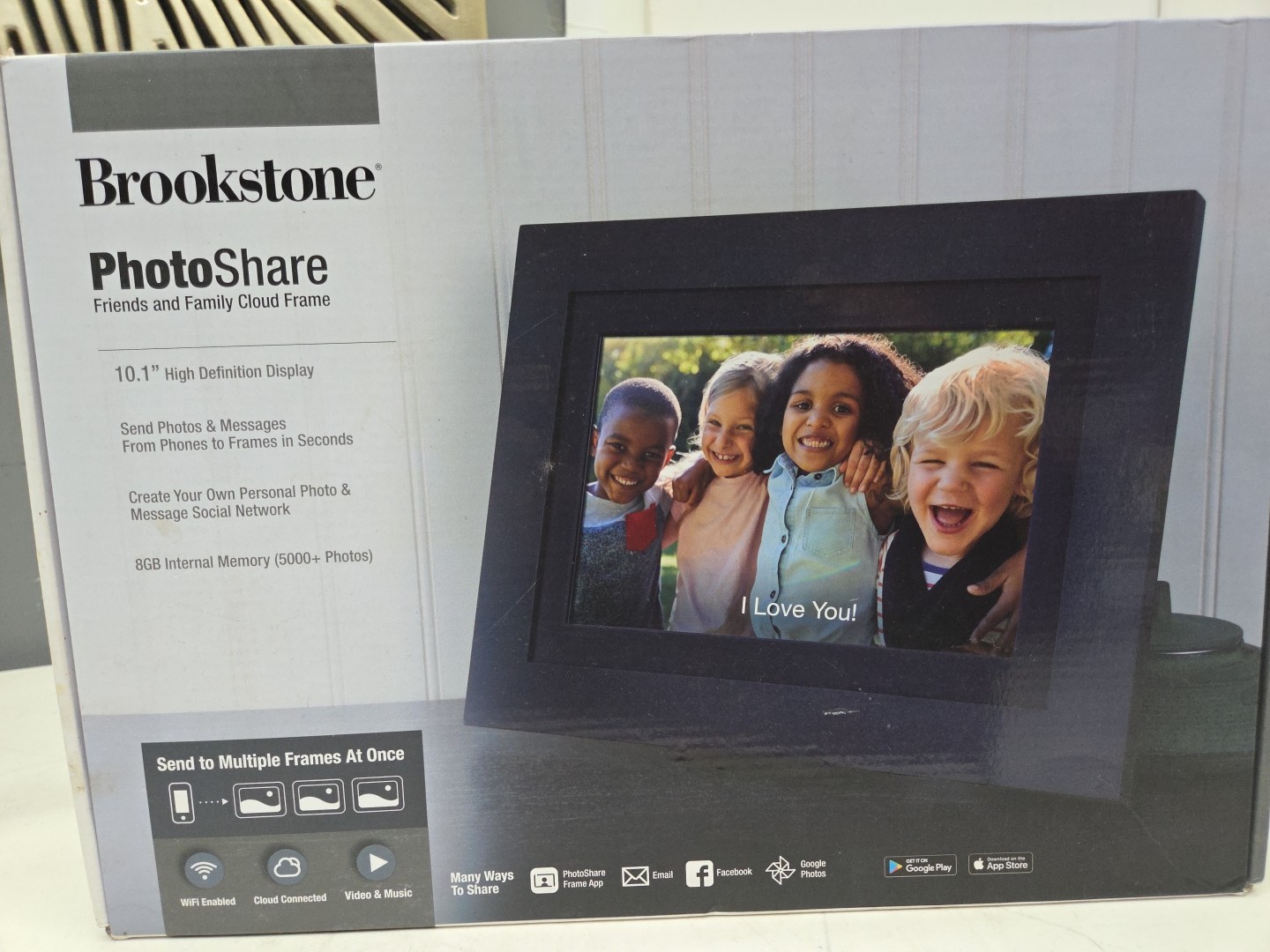 Brookstone PhotoShare Friends and Family Smart Frame - 10.1” --Black