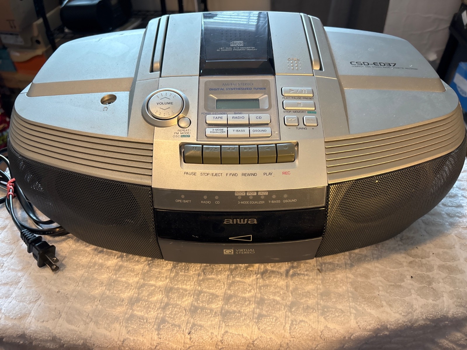 1999 AIWA CSD-ED37 Boombox AM FM CD Compact Disk Stereo Radio Cassette Recorder