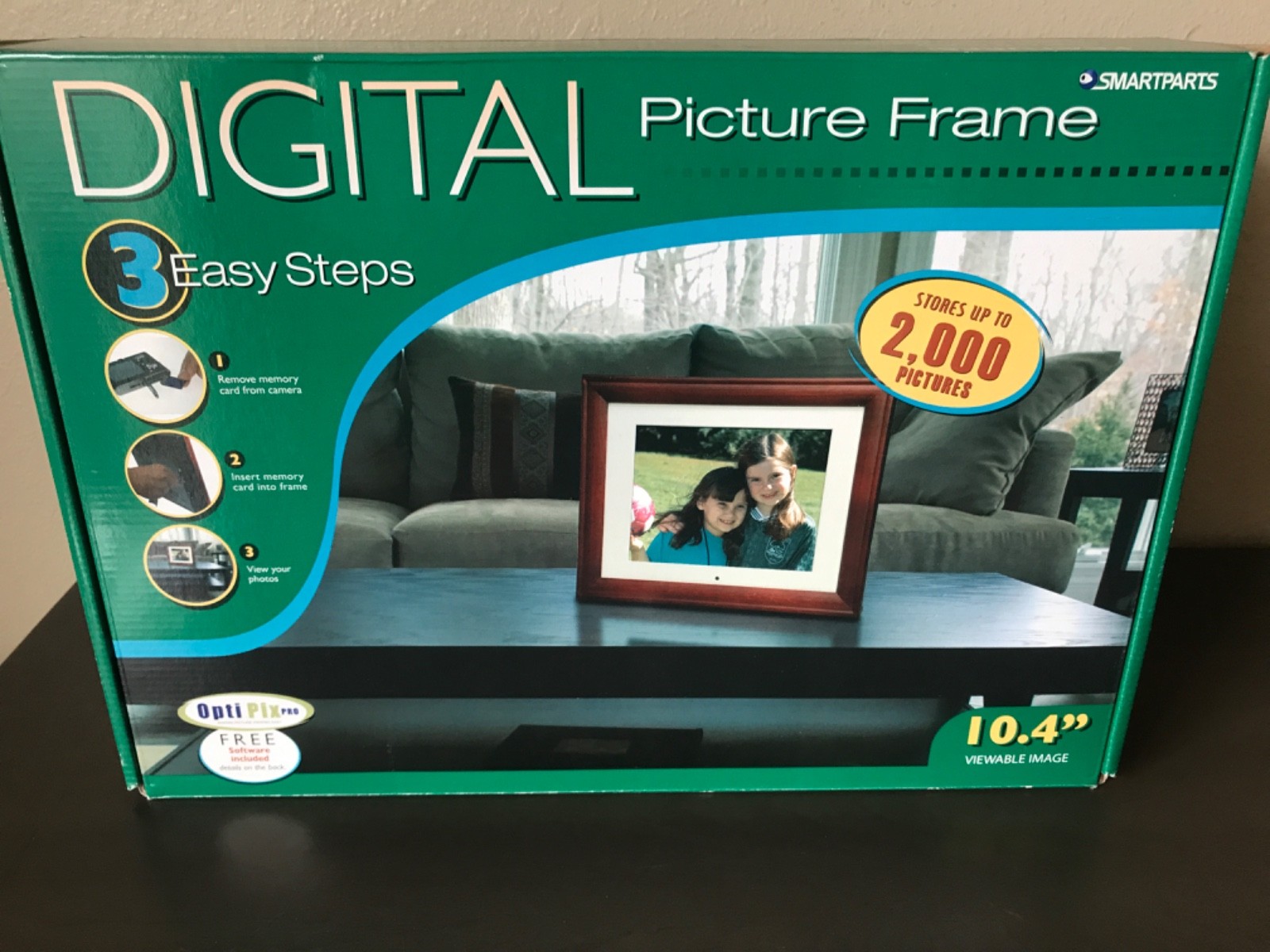 New In Box Smartparts Digital Picture Frame LCD 10.4" Stores up To 2000 Pictures