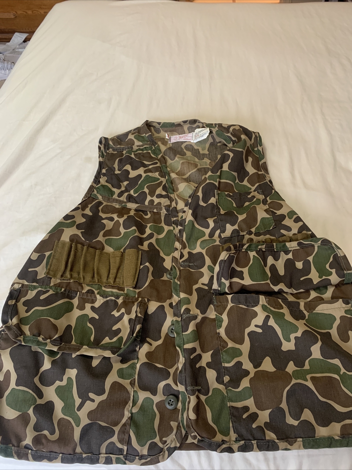 Jim Catfish Hunter Saftbak Hunting Vest USA  Vintage Duck Season Hunting Deer