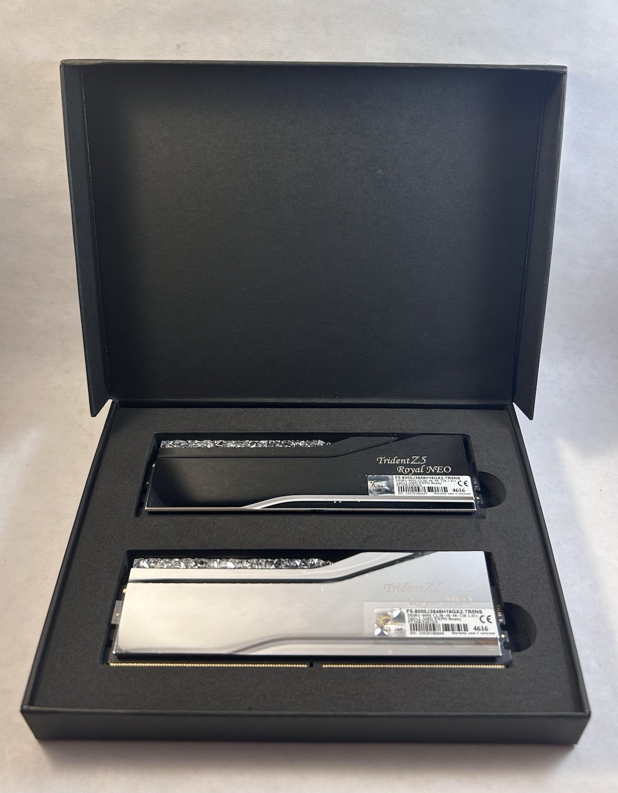 G.SKILL Trident Z5 Royal Neo Series 32GB (2 x 16GB) 288Pin PC RAM DDR5-8000 CL38