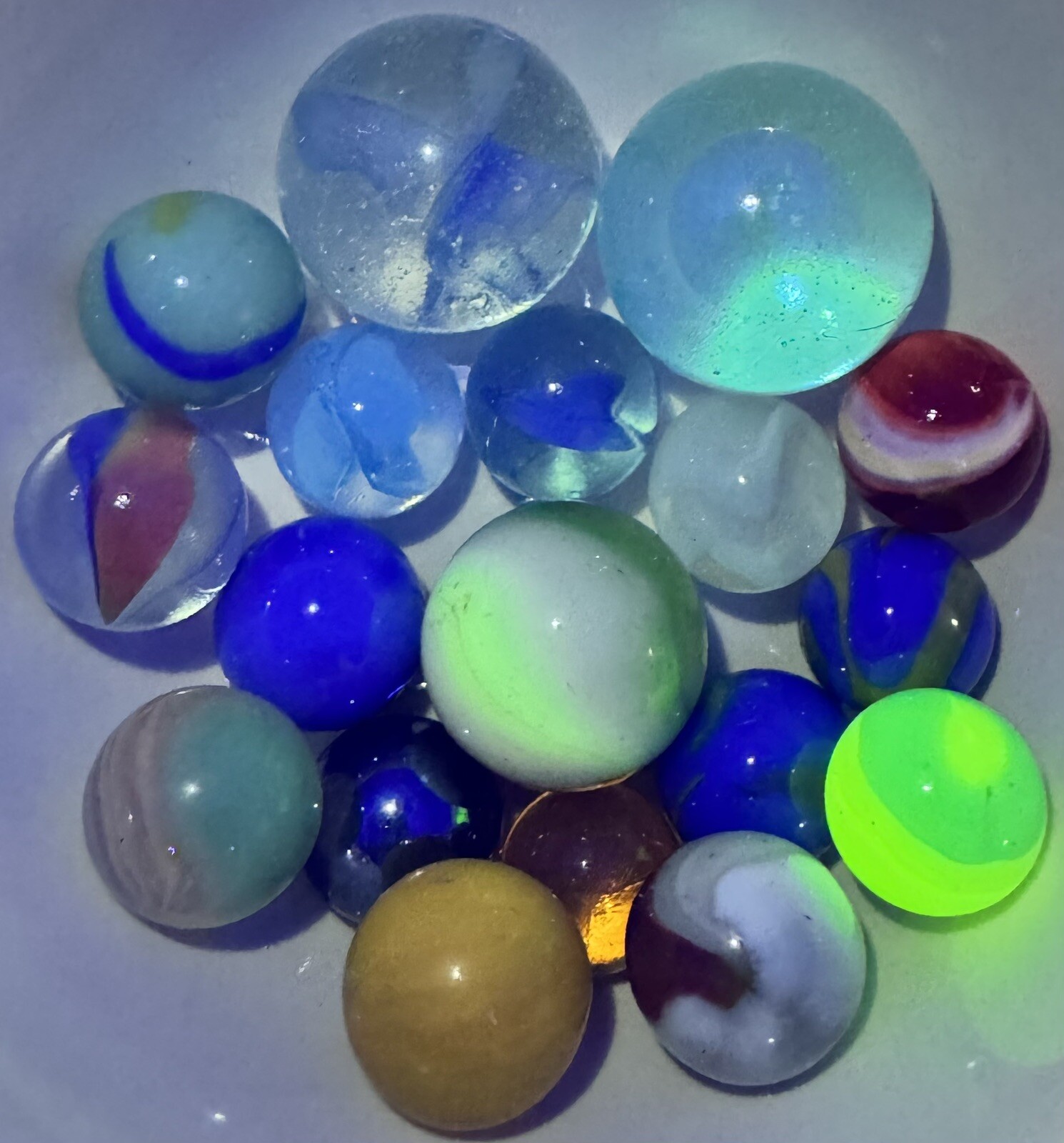 Vintage Marble Lot Of MARBLES UV Reactive Cadmium Uranium Lot #44