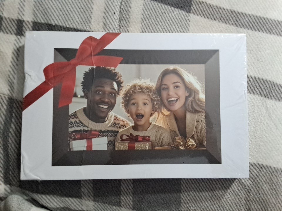 DIGITAL PHOTO FRAME. 10.1". NEW SCEALED. TOUCHSCREEN. WIFI. SMART.1280×800. HD