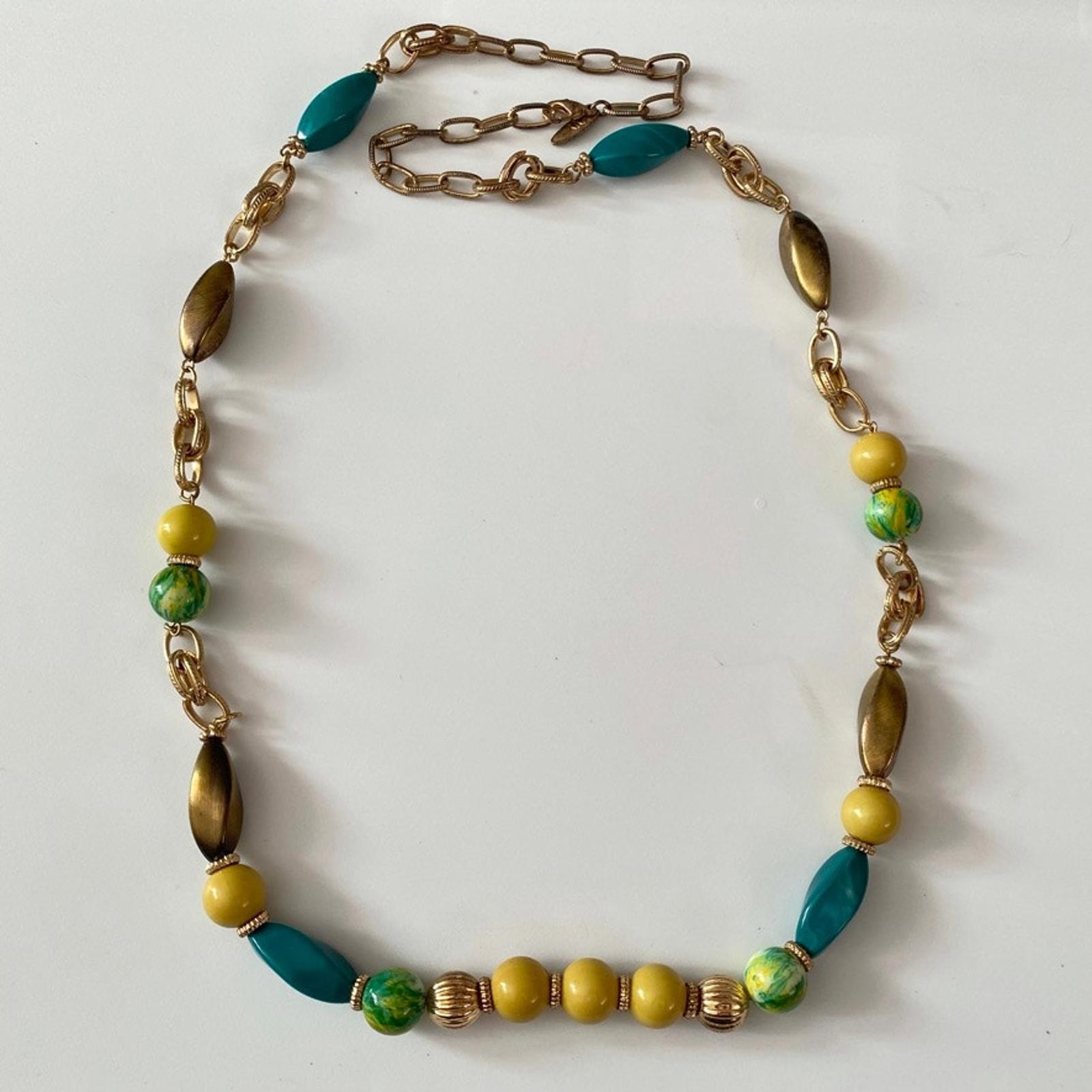 Vintage NY Collection Beaded Necklace Multicolor Yellow Green Gold Tone Chain