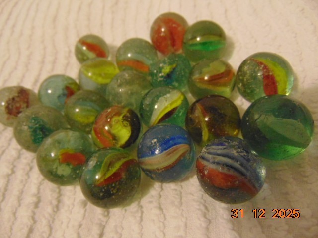 Old Glass Marbles, Cats Eye Pattern. 500gram (C)