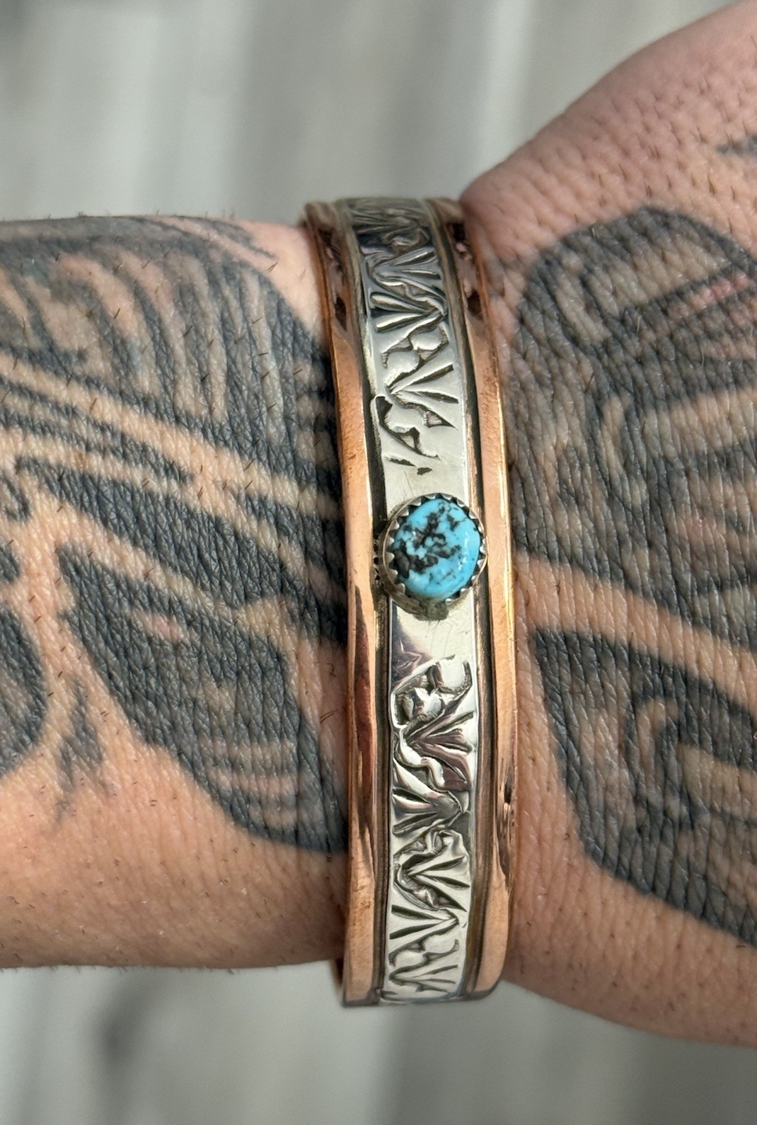 STERLING SILVER & COPPER NAVAJO SIGNED TURQUOISE NUGGET STAMPED CUFF BRACELET